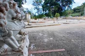 La propuesta se desarrollaría en un terreno de uso público que ha permanecido sin intervención por más de 20 años.