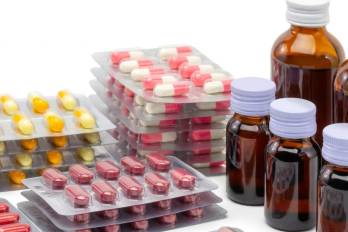 El director nacional de Farmacia y Drogas, Uriel Pérez, explicó que los medicamentos vencidos pueden perder efectividad con el tiempo, lo que podría afectar el resultado esperado de un tratamiento.