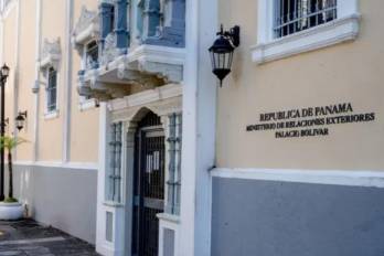 De acuerdo con la información divulgada por el Ministerio de Relaciones Exteriores los aspirantes deberán cumplir varios requisitos académicos y legales para poder participar en el proceso.