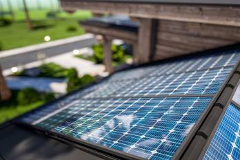 La energía solar sigue ganando terreno como alternativa sostenible y eficiente para hogares, comercios e industrias.