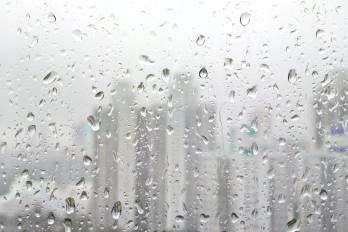 En la vertiente del Pacífico, las lluvias se concentrarán inicialmente en áreas marítimas y zonas de Darién y el norte de Coclé.