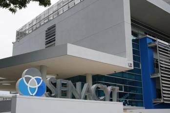 El nuevo decreto establece los parámetros para el otorgamiento de las becas y los requisitos que deben cumplir los becarios, así como las responsabilidades que asume la Senacyt.