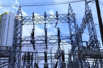 En cuanto a las lluvias registradas este lunes, Mulino señaló que las condiciones climáticas influyeron en las afectaciones eléctricas
