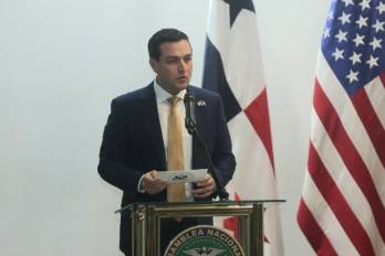‘Ustedes tienen la suerte de que la tasa de personas que no son aprobadas para la visa es bastante baja y por eso estamos teniendo conversaciones sobre el visa waiver’, señaló Cabrera.