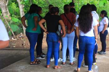 El grupo puntualizó que desean saber la identidad de los dos muertos.
