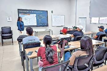 La expectativa es que en tres meses los 14 aprendices culminen sus estudios.