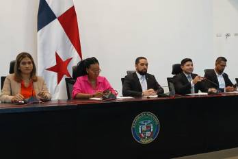 Gaitán lamentó que el administrador de la Autoridad Marítima de Panamá, Luis Roquebert, no asistió a la Asamblea Nacional.