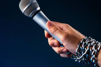 Según la organización, esto podría convertir el derecho a réplica en un mecanismo de presión sobre periodistas y consejos editoriales.