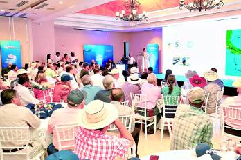 La jornada del encuentro con productores incluyó conferencias orientadas a la transformación digital del agro.