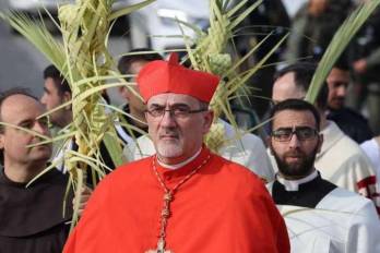La medida busca evitar concentraciones masivas en un momento marcado por la incertidumbre.