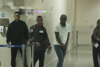 Orlando Cuesta llegó bajo custodia policial al Sistema Penal Acusatorio para comparecer por el crimen de la fiscal Patricia Ossa.