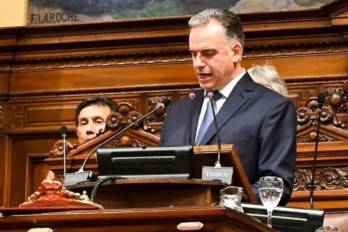 Orsi pide disculpas tras polémica por compra de vehículo con descuento previo a asumir la presidencia