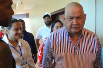 ‘El PRD nació para servir al pueblo, no para dividirse; para unir, no para fragmentar’, dijo Robinson.