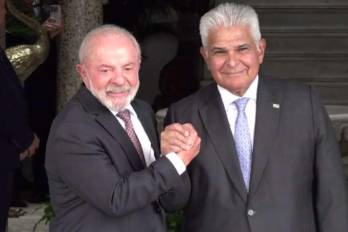 La visita del presidente brasileño se enmarca en su participación en el Foro Económico para América Latina y el Caribe.