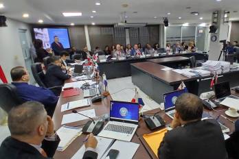 Tras más de 20 días de Presupuesto, el diputado Robinson se presentó.