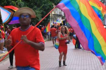 El recorrido culminó con presentaciones artísticas y mensajes a favor de los derechos humanos.