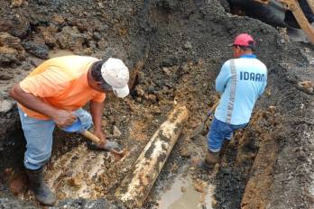 Entre los trabajos en ejecución destaca la reparación de una línea de 10 pulgadas en Chilibre.