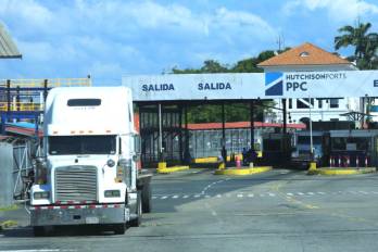 La Autoridad Nacional de Aduanas implementará un plan de operación continua de 24 horas en los puertos de Balboa y Cristóbal.