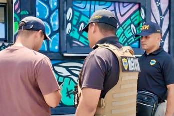 Las autoridades destacaron que este tipo de acciones forman parte de los esfuerzos continuos para garantizar el cumplimiento de las normativas migratorias.