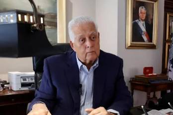 Pérez Balladares propone intervenir puertos administrados por Hutchison y recuperar control estatal