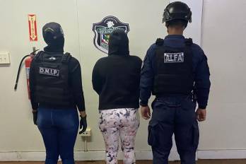 La investigación está relacionada con una presunta malversación de fondos entre los años 2020 y 2024, vinculada con la aprobación de créditos fiscales dentro de la entidad recaudadora.