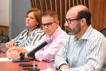 Solís afirmó que protestas del Suntracs han generado inestabilidad económica y un clima de incertidumbre para la inversión en Panamá.