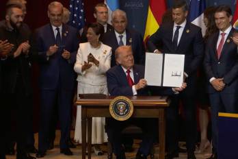 El mandatario aseguró que Washington vigilará de cerca cualquier intento de presencia hostil en el hemisferio occidental.