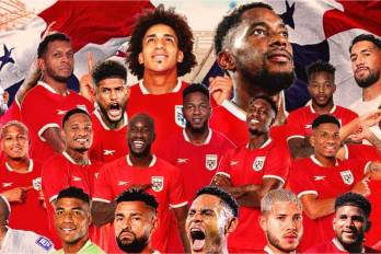 El partido, que inició alrededor del mediodía (hora de Panamá), sirve como una prueba importante para el equipo dirigido por Thomas Christiansen.