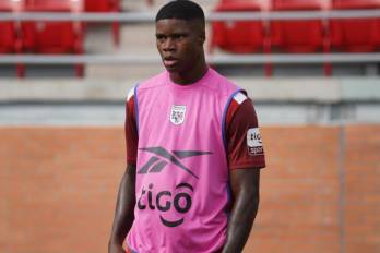 Con apenas 18 años, el delantero vivió un estreno soñado con la Selección Mayor de Panamá al marcar gol en su primer partido internacional frente a Bolivia.