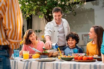 Tetra Pak reafirma su liderazgo en la región, con la sostenibilidad como pilar esencial de su gestión en el sector de alimentos y bebidas.