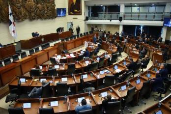 Con 53 votos a favor, el pleno aprobó el proyecto que busca garantizar atención en salud 24/7.