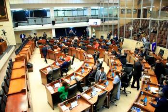 Asamblea abre proceso para elegir nuevo Defensor del Pueblo.