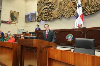 El procurador de la Nación, Luis Gómez, durante su comparencia en el pleno de la Asamblea Nacional.