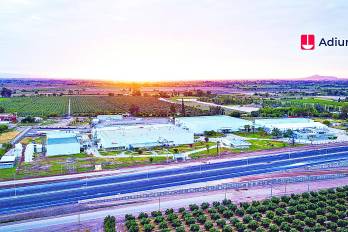 El laboratorio farmacéutico genera soluciones que impactan positivamente en la salud.