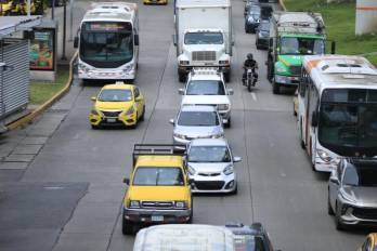 En el país existe el transporte selectivo y colectivo.