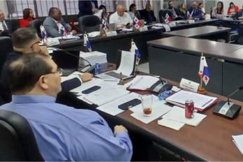 Ministerios piden traslados de partidas en la Comisión de Presupuesto