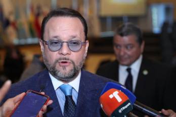El ministro del MICI, Julio Moltó, aseguró que el procesamiento del stockpile y del concentrado de cobre ha generado movimiento económico en la zona.