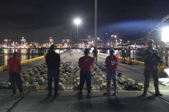 Tras la verificación inicial, se coordinó con la Fiscalía de Drogas de la provincia de Panamá para trasladar la lancha.