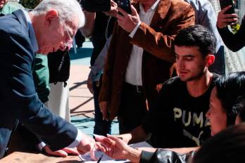 Uribe confirmó que respaldó a Valencia, a quien calificó como una dirigente con “firmeza probada”.