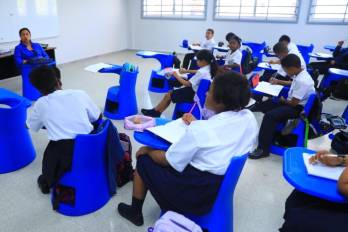 Suspenden clases a nivel nacional por conmemoración laboral