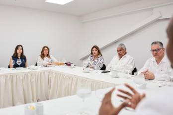 Mulino pidió a los representantes colonenses presentar formalmente sus proyectos para canalizar los recursos de forma ordenada.