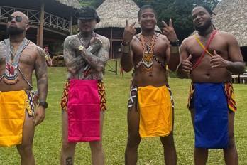 Ahora Farruko se hasta Colón, donde visitó la Comunidad de Emberá Quera.