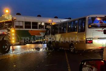 Delgado indicó que el accidente ocurrió a las 5:40 a.m. a la altura de Capira, después de Quesos Chela, en la vía Interamericana.