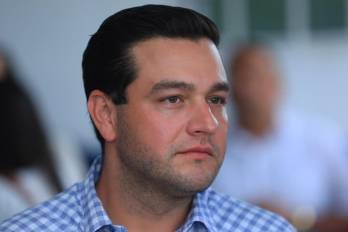 Cabrera respondió preguntas sobre la revocación o negación de visas estadounidenses.