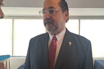 El gerente general del Banco Nacional de Panamá, Javier Carrizo Esquivel, este jueves, en un encuentro con periodistas.