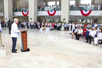 El magistrado presidente del TE Narciso Arellano manifestó que el TE tiene “la responsabilidad de custodiar la nacionalidad de todos los ciudadanos y ser garantes de la democracia”.