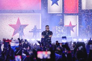El cantante panameño Boza fue el encargado de cerrar con broche de oro los Premios Juventud.