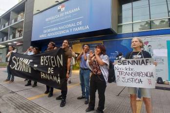 Universitarios protestaron por segunda vez afuera de la Senniaf.