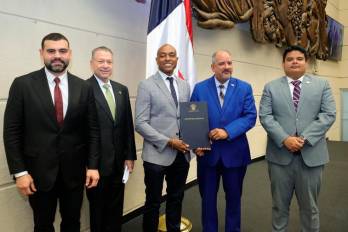 Panamá tipifica el fraude de paternidad como delito penal.