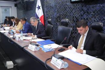 Comisión blinda a suplentes y mantiene inmunidad amplia